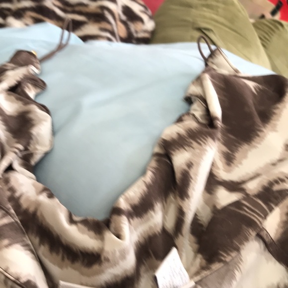 Chico’s polyester spandex animal print jacket size 2 ZENERGY - Picture 6 of 7